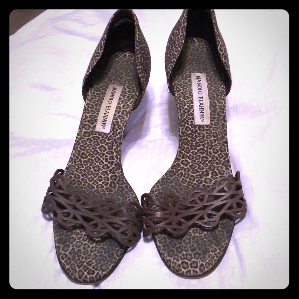 SZ.10 Tiger-spotted Manolo Blahnik